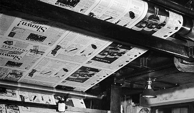 tsx pix 2021-722 newspaper press 1920s